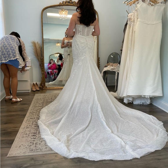 Essense of Australia Sparkly Fit-and-Flare Wedding Dress in Ivory (D3486) (NWT) - Picture 2 of 15